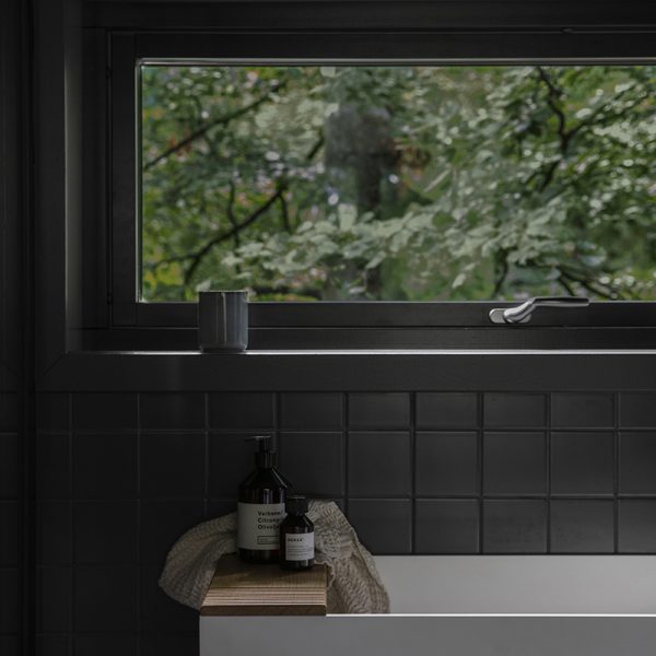 Nest bathroom nature view